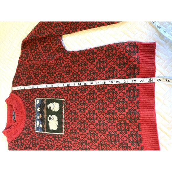 Vintage THE WOOLRICH WOMAN Sweater Sz M/L- 100% Wool - Red & Green w/ Sheep - Picture 6 of 12